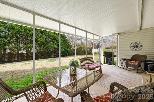 109 Plainview Court, Mooresville, NC 28115