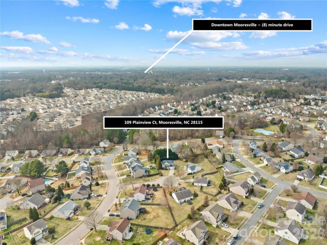 109 Plainview Court, Mooresville, NC 28115