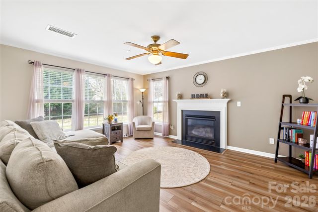 109 Plainview Court, Mooresville, NC 28115