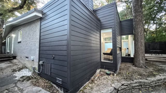 1055 Tipperary Drive, Dallas, TX 75218