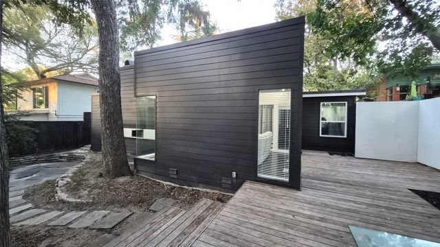 1055 Tipperary Drive, Dallas, TX 75218