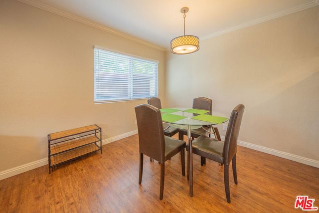 11120 Moorpark Street 2, Toluca Lake, CA 91602