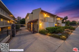11120 Moorpark Street 2, Toluca Lake, CA 91602