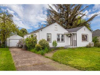 300 21ST St, Springfield, OR 97477