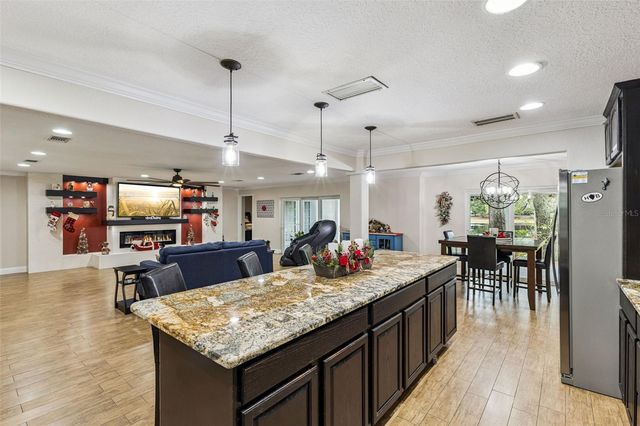 530 LAKE BINGHAM ROAD, Lake Mary, FL 32746