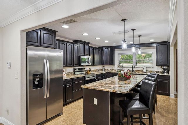 530 LAKE BINGHAM ROAD, Lake Mary, FL 32746