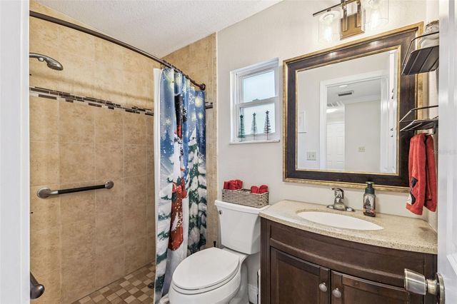 530 LAKE BINGHAM ROAD, Lake Mary, FL 32746