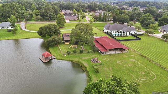 36526 S Swamp Rd, Prairieville, LA 70769