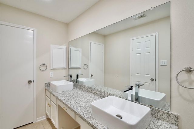16514 Camino Del Sol Drive, Houston, TX 77083