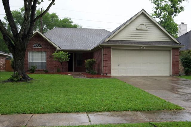 16514 Camino Del Sol Drive, Houston, TX 77083