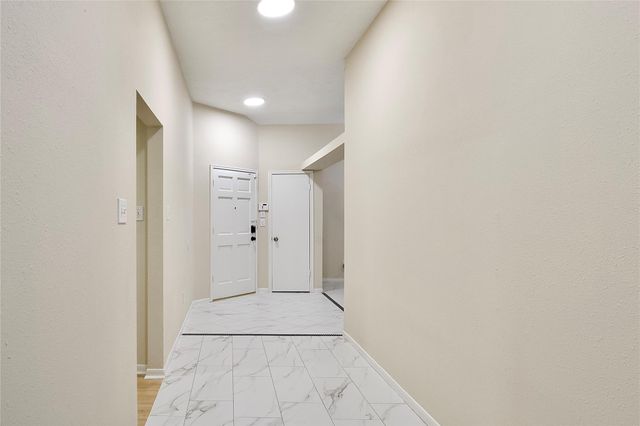 16514 Camino Del Sol Drive, Houston, TX 77083