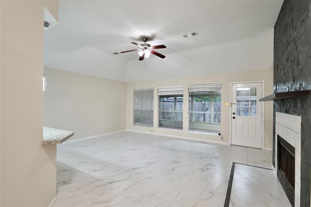 16514 Camino Del Sol Drive, Houston, TX 77083