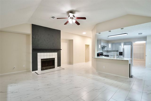16514 Camino Del Sol Drive, Houston, TX 77083