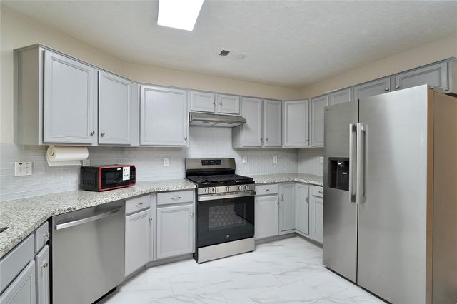 16514 Camino Del Sol Drive, Houston, TX 77083