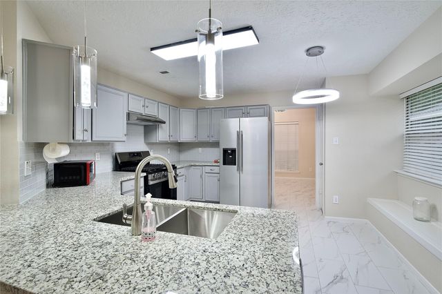 16514 Camino Del Sol Drive, Houston, TX 77083