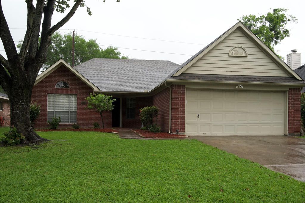 16514 Camino Del Sol Drive, Houston, TX 77083
