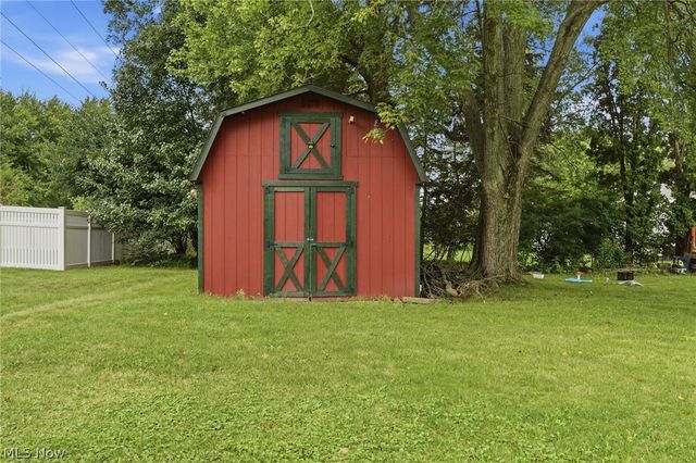744 Edwards Drive, Berea, OH 44017