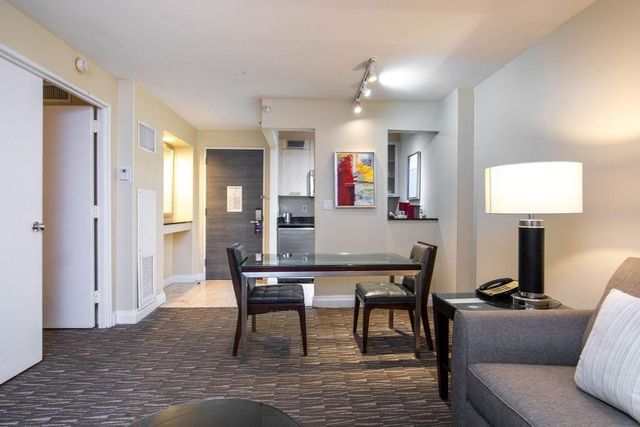 2670 E Sunrise Boulevard 903, Fort Lauderdale, FL 33304