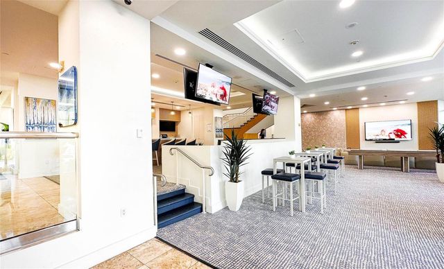 2670 E Sunrise Boulevard 903, Fort Lauderdale, FL 33304