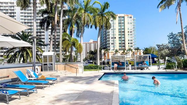2670 E Sunrise Boulevard 903, Fort Lauderdale, FL 33304