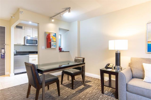 2670 E Sunrise Boulevard 903, Fort Lauderdale, FL 33304