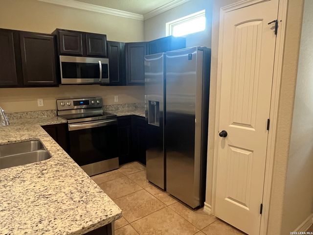 6414 Luglio Ln Unit 102, San Antonio, TX 78233