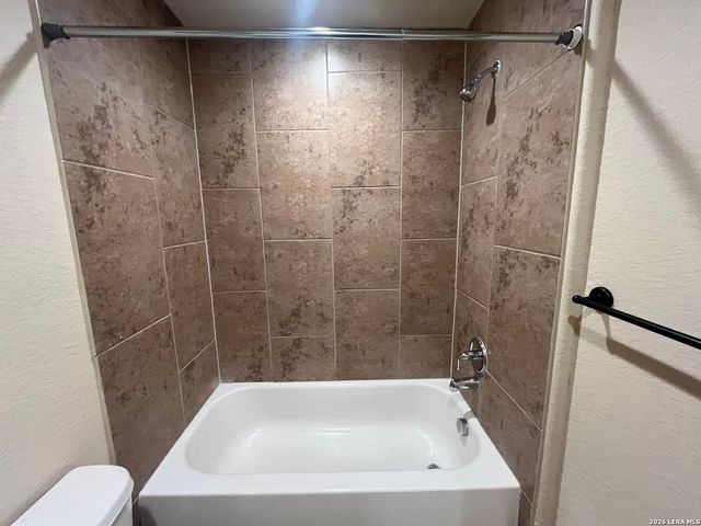 6414 Luglio Ln Unit 102, San Antonio, TX 78233
