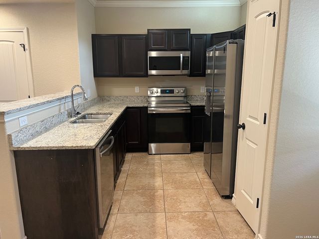 6414 Luglio Ln Unit 102, San Antonio, TX 78233