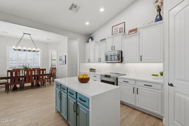 5643 W ROCK Court, San Tan Valley, AZ 85144