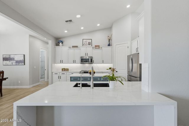 5643 W ROCK Court, San Tan Valley, AZ 85144