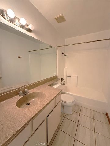 8939 Gallatin Road 123, Pico Rivera, CA 90660