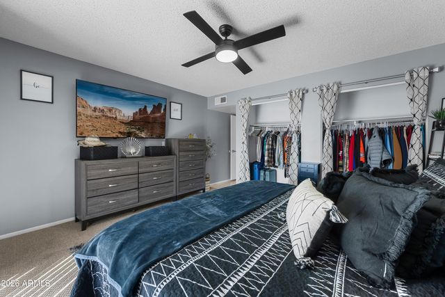 2355 W VOLTAIRE Avenue, Phoenix, AZ 85029