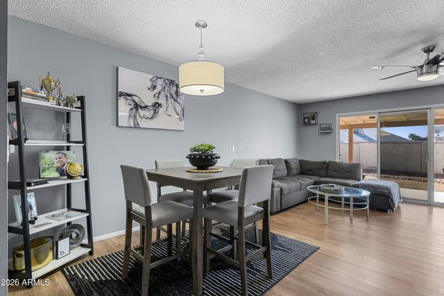 2355 W VOLTAIRE Avenue, Phoenix, AZ 85029