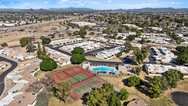 2355 W VOLTAIRE Avenue, Phoenix, AZ 85029