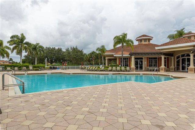 5550 Berkshire DR 202, Fort Myers, FL 33912