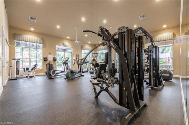 5550 Berkshire DR 202, Fort Myers, FL 33912