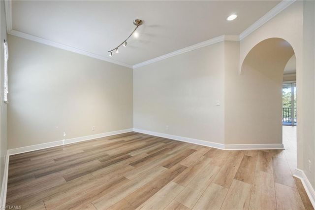 5550 Berkshire DR 202, Fort Myers, FL 33912