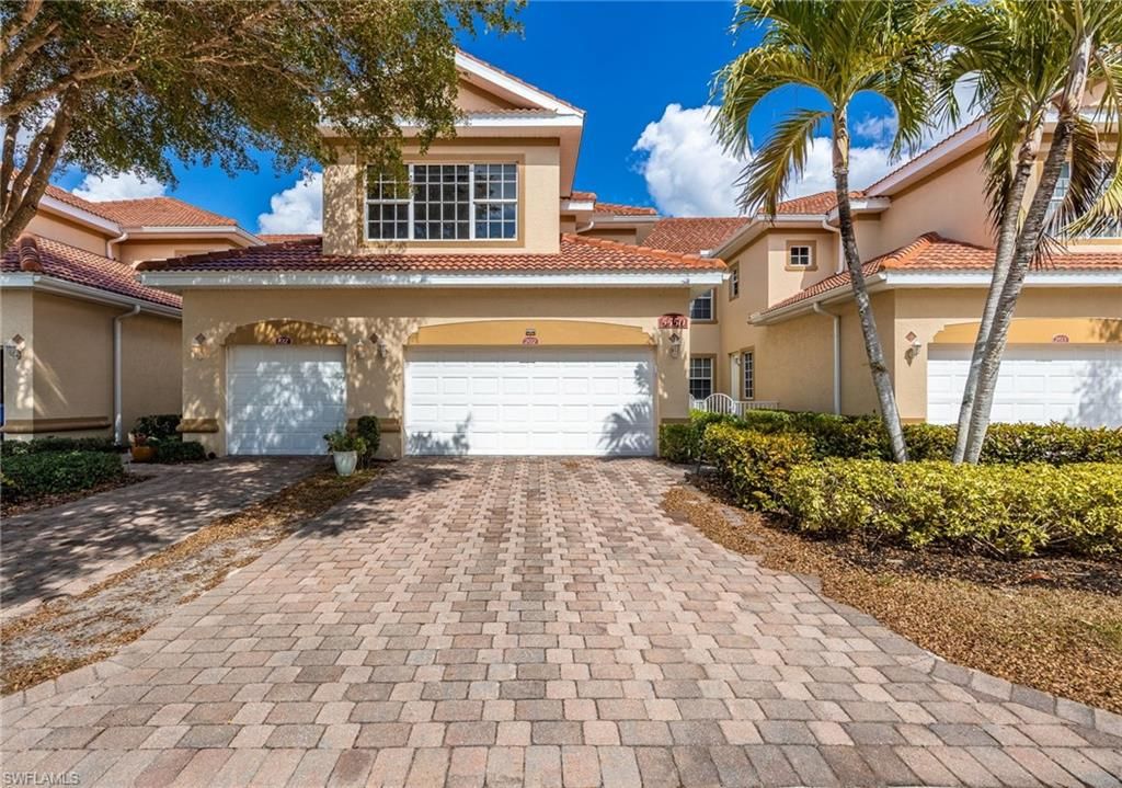 5550 Berkshire DR 202, Fort Myers, FL 33912