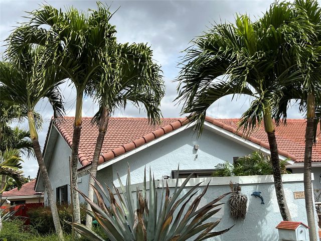 4527 SW 143rd Pl E 4527, Miami, FL 33175