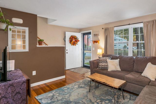 7 Bitirnas Street, Nashua, NH 03064