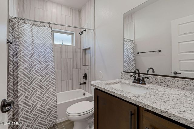 3609 BOB SNEAD Drive, El Paso, TX 79938