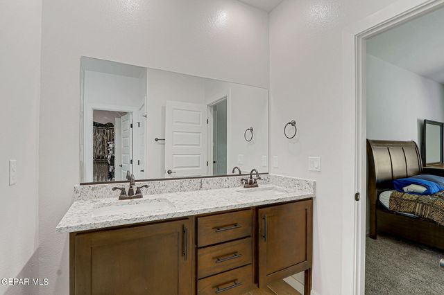 3609 BOB SNEAD Drive, El Paso, TX 79938