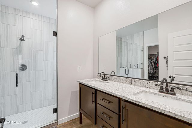 3609 BOB SNEAD Drive, El Paso, TX 79938