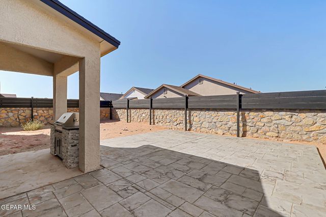 3609 BOB SNEAD Drive, El Paso, TX 79938