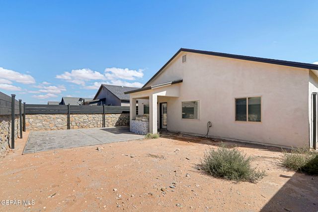 3609 BOB SNEAD Drive, El Paso, TX 79938