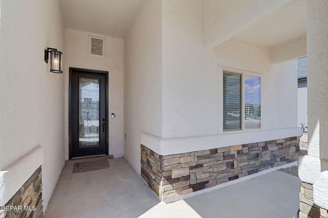 3609 BOB SNEAD Drive, El Paso, TX 79938