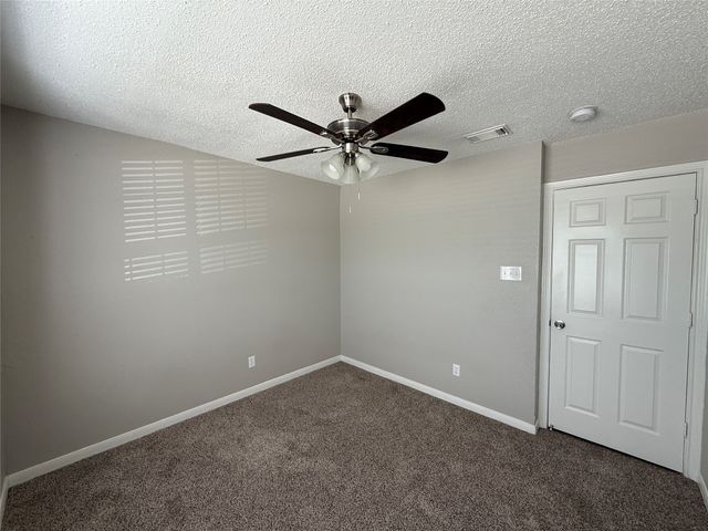 10259 Sand Springs Avenue, Dallas, TX 75227