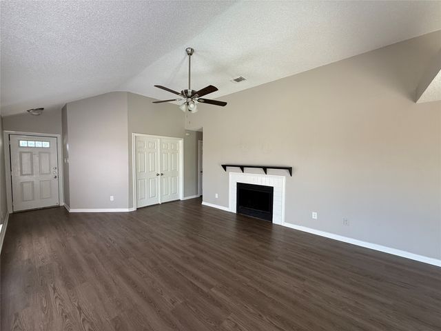 10259 Sand Springs Avenue, Dallas, TX 75227