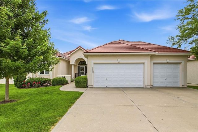 20801 E 37th Terrace Court S, Independence, MO 64057