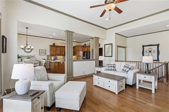 20801 E 37th Terrace Court S, Independence, MO 64057